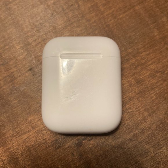 AirPods 2nd generation - Picture 2 of 3